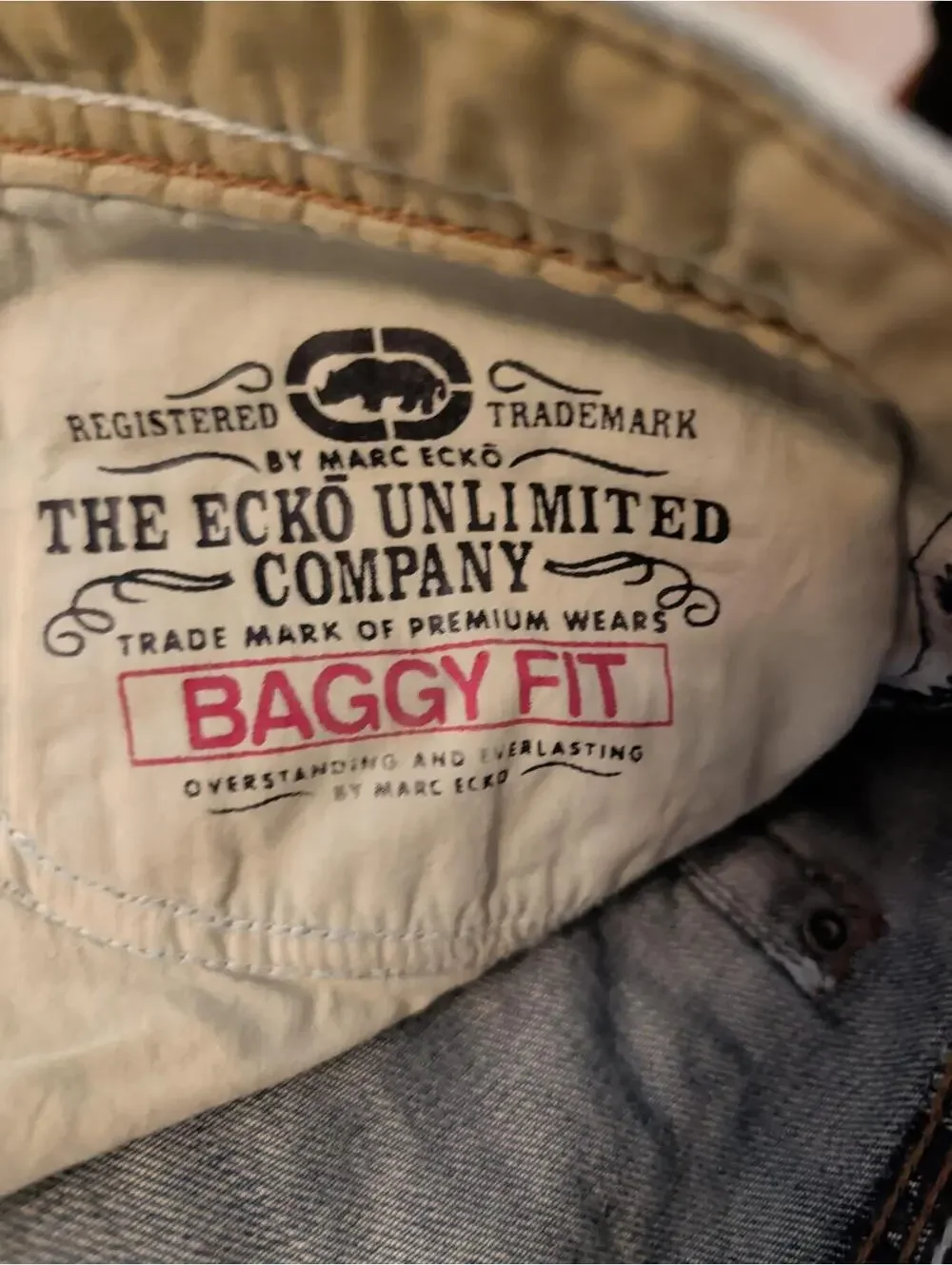 Ecko Unlimited Distressed Jeans Graffiti Print Sz 40